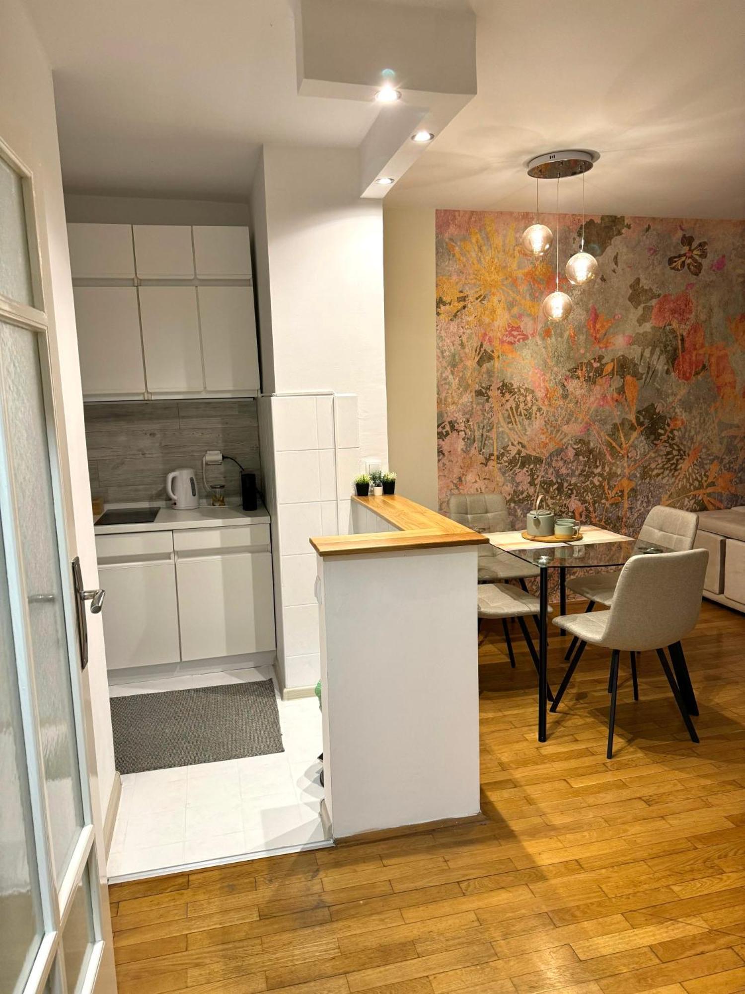 7 Emperors Central Suite Beograd Eksteriør bilde