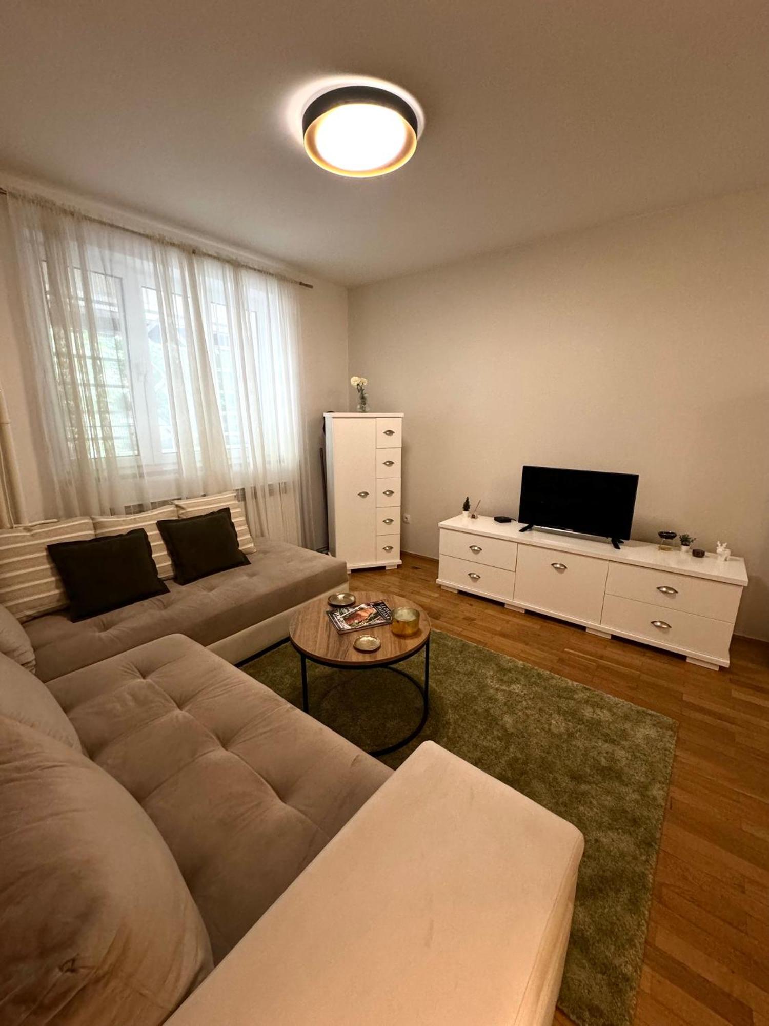 7 Emperors Central Suite Beograd Eksteriør bilde